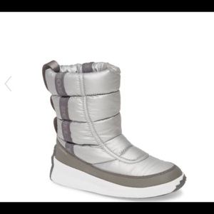 💕SOREL OUT N ABOUT PUFFY SNOW-BOOT💕
